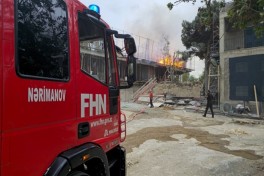 В Бинагадинском районе произошёл пожар в недостроенном здании — ВИДЕО 