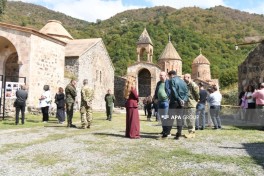 Иностранные дипломаты посетили монастырский комплекс Худавенг-ФОТО 