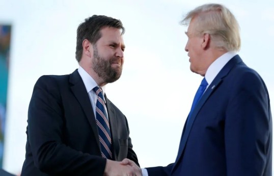 Трамп пока не готов поддержать выдвижение Вэнса кандидатом в президенты