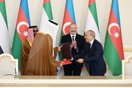 Президент Ильхам Алиев принял советника по нацбезопасности ОАЭ