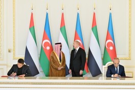 Президент Ильхам Алиев принял советника по нацбезопасности ОАЭ