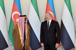 Президент Ильхам Алиев принял советника по нацбезопасности ОАЭ