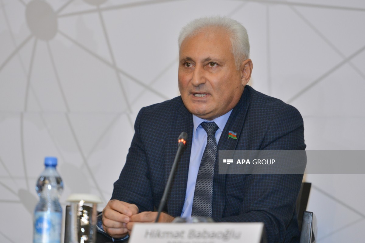 депутат Милли Меджлиса Хикмет Бабаоглу