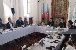В Агдаме прошла конференция, посвященная Шейху Сейиду Яхье Бакуви Ширвани-ФОТО-">ОБНОВЛЕНО 
