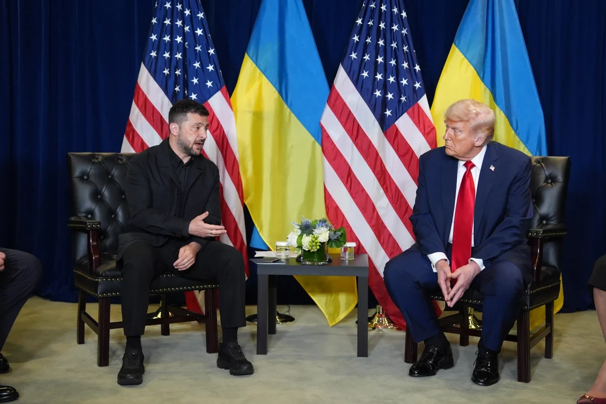 Президент Украины Владимир Зеленский, Президент США Дональд Трамп
