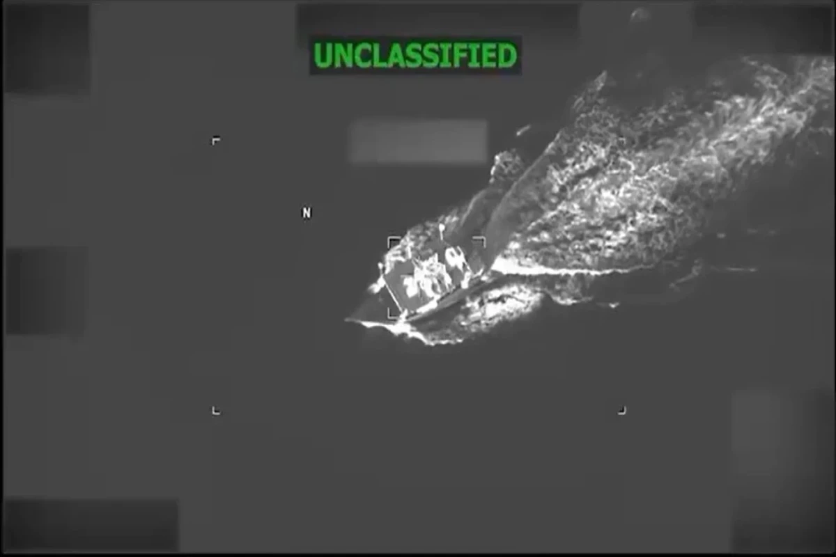 Армия США нанесла удар в Карибском море по катеру, предположительно перевозившему наркотики — <span class="red_color">ВИДЕО