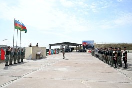 Закир Гасанов посетил оперативную базу роты КОВ-ВИДЕО 