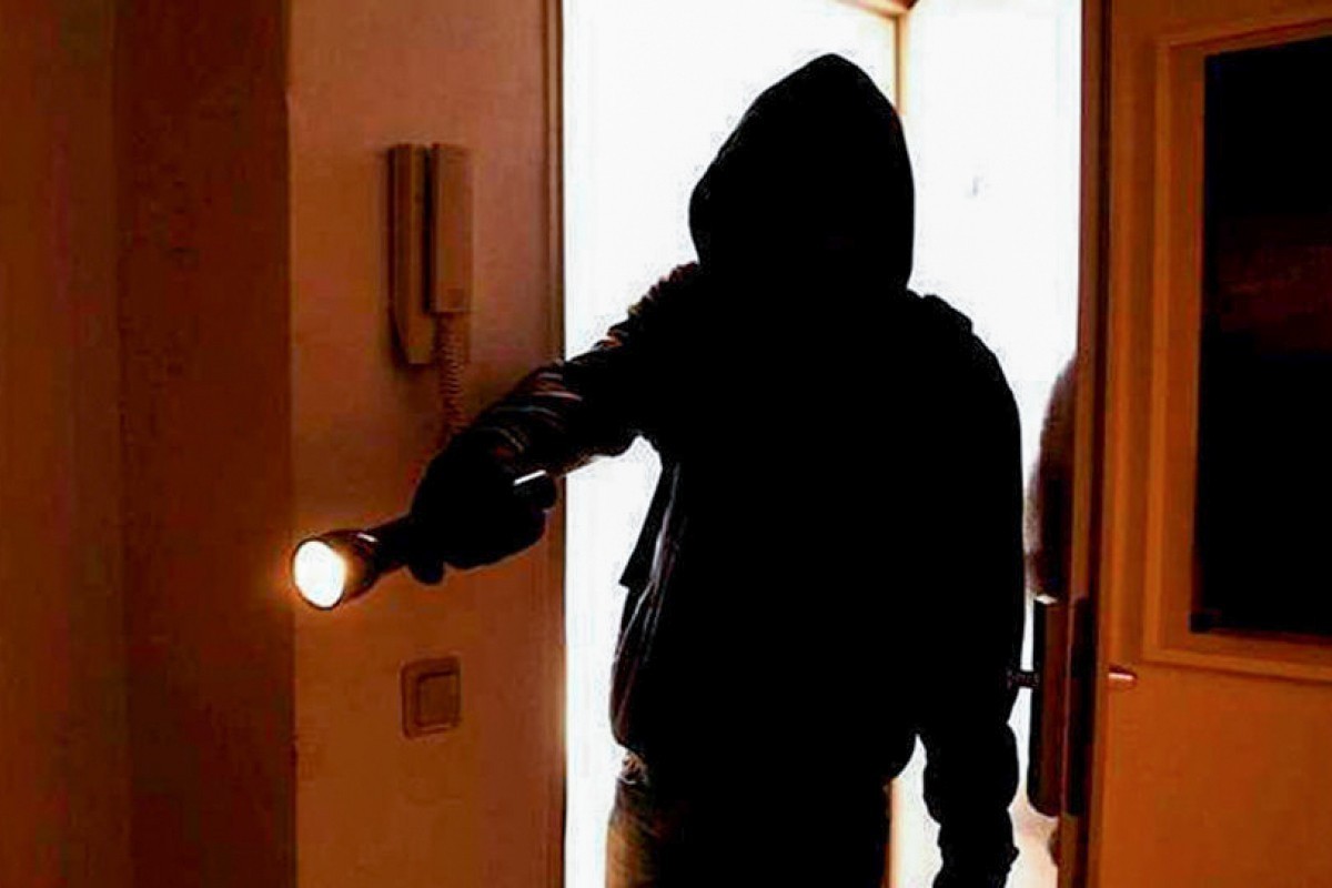 В Лянкяране из дома украдено 75 тысяч манатов