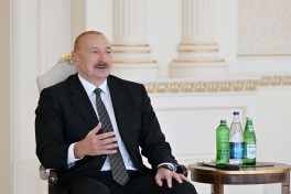 Президент Ильхам Алиев принял новоназначенного посла Швеции в Азербайджане
