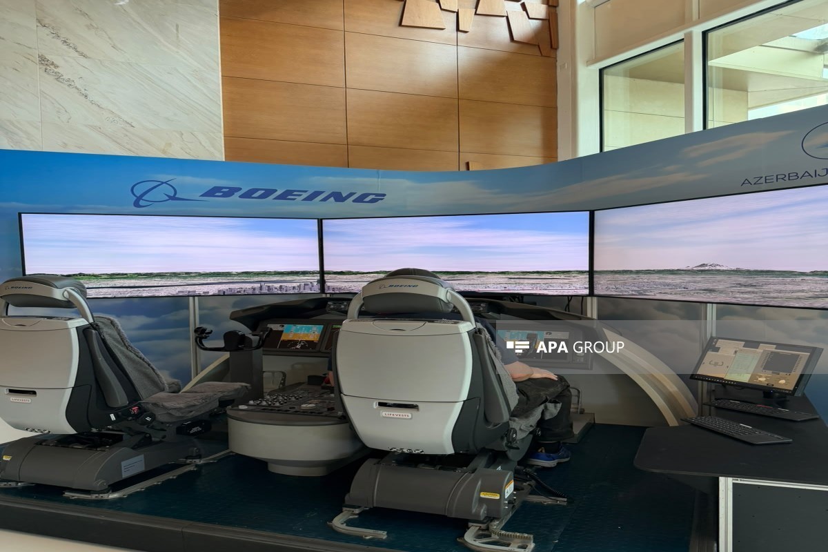 AZAL представляет общественности симулятор Boeing 787 Dreamliner-ФОТО 