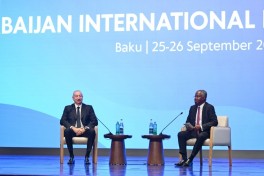 Президент Ильхам Алиев принял участие в мероприятии, проведенном в рамках II Азербайджанского международного инвестиционного форума-ВИДЕО -ОБНОВЛЕНО 
