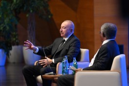 Президент Ильхам Алиев принял участие в мероприятии, проведенном в рамках II Азербайджанского международного инвестиционного форума-ВИДЕО-ОБНОВЛЕНО-1 