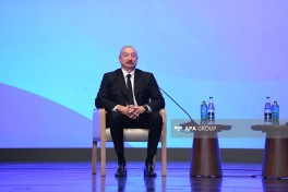 Президент Ильхам Алиев принял участие в мероприятии, проведенном в рамках II Азербайджанского международного инвестиционного форума-ВИДЕО-ОБНОВЛЕНО-1 