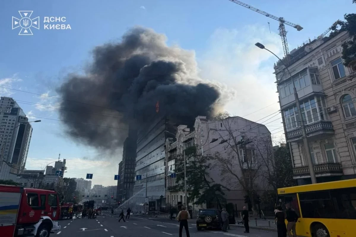 Российская армия нанесла удар по больнице в центре Киева, есть пострадавшие