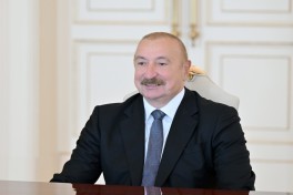 Президент Ильхам Алиев принял главу ФИФА