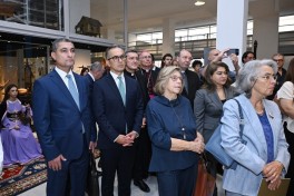 Лейла Алиева приняла участие в открытии выставки азербайджанских ковров в Святом Престоле-ФОТО 