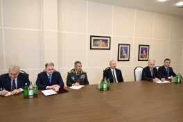 Президент Ильхам Алиев принял госминистра Великобритании по вопросам обороны