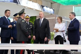 Президент Ильхам Алиев ознакомился с выставками ADEX 2026 и Securex Caspian -ОБНОВЛЕНО 