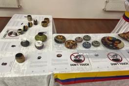 В Баку открылась выставка образцов колумбийского прикладного искусства